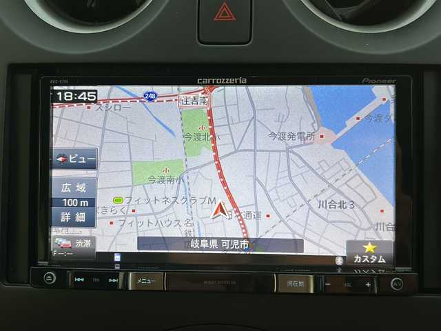日産 ノート X 岐阜県 2012(平24)年 5.7万km ダークメタルグレー 社外ナビ　/フルセグＴＶ　/Bluetooth/ＥＴＣ　/プッシュスタート　/スマートキー　/社外１４インチアルミホイール　/ＡＢＳ　/フラットシート　/純正フロアマット　/Ｗエアバッグ　/パワーステアリング　/パワーウィンドウ　/ドアバイザー