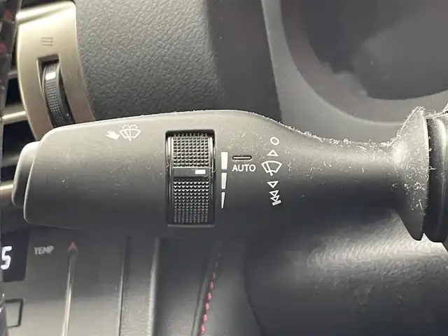 レクサス ＩＳ 200t Fスポーツ 滋賀県 2015(平27)年 3.1万km スターライトブラックガラスフレーク 禁煙車/純正ナビ/（ＣＤ／ＤＶＤ／Ｂｌｕｅｔｏｏｔｈ／ワンセグ）/運転席助手席シートヒーター/運転席助手席パワーシート/パドルシフト/ハーフレザー/バックカメラ/ＵＳＢ/ＬＥＤヘッドライト/クルーズコントロール