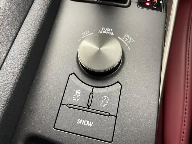 レクサス ＩＳ 200t Fスポーツ 滋賀県 2015(平27)年 3.1万km スターライトブラックガラスフレーク 禁煙車/純正ナビ/（ＣＤ／ＤＶＤ／Ｂｌｕｅｔｏｏｔｈ／ワンセグ）/運転席助手席シートヒーター/運転席助手席パワーシート/パドルシフト/ハーフレザー/バックカメラ/ＵＳＢ/ＬＥＤヘッドライト/クルーズコントロール