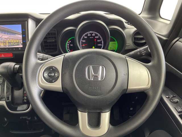 ホンダ Ｎ ＢＯＸ SSパッケージ 愛知県 2015(平27)年 5.9万km スマートブラック 純正ナビ/・Bluetooth/・CD/DVD/・フルセグテレビ/・SD音楽録音/バックカメラ/両側パワースライドドア/シートヒーター/衝突軽減ブレーキ/前方ドライブレコーダー/ETC/LEDヘッドライト/エンジンプッシュスタートボタン/スマートキー