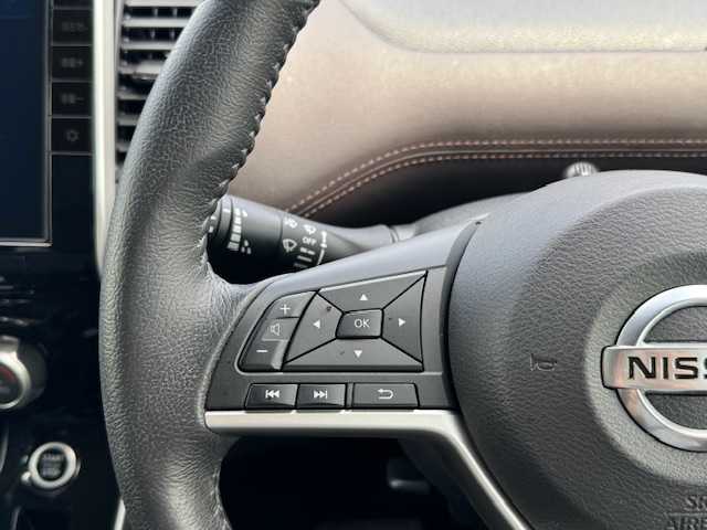 日産 セレナ ハイウェイスター G 静岡県 2020(令2)年 1.9万km ブリリアントホワイトパール ●10インチ純正ナビ/(フルセグ/CD/DVD/Bluetooth)/●全方位カメラ/●プロパイロット/(レーダークルーズコントロール/レーンキープアシスト)/●ブラインドスポットモニター/●衝突被害軽減システム/●前後コーナーセンサー/●電動パーキングブレーキ/●オートブレーキホールド/●LEDライト＆フォグランプ/●オートライト/●革巻きステアリング/●ステアリングスイッチ/●ETC/●前方ドライブレコーダー/●デジタルインナーミラー/●両側パワースライドドア/●スマートキー/●プッシュスタート/●ドアバイザー/●純正フロアマット/●純正16インチアルミホイール/●W＋サイド＋カーテンSRS＋ABS/●保証書/●車輌取扱説明書/●ナビ取扱説明書