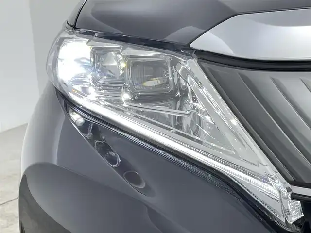 トヨタ ハリアー プレミアム 千葉県 2020(令2)年 6.8万km ブラック ワンオーナー/禁煙車/トヨタセーフティセンス/・レーダークルーズコントロール/・クリアランスソナー/・レーンディパーチャーアラート/・プリクラッシュセーフティ/・レーンキープアシスト/・パワーバックドア/社外9インチメモリナビ/・型番：MDV-M906HDL/・CD/DVD/USB/Bluetooth/フルセグTV/・ビルトインETC/・バックカメラ/革巻きステアリング/・ステアリングスイッチ/MT付きAT/左右独立エアコン/電子パーキング/・ブレーキホールド/ハーフレザーシート/・D席パワーシート/社外フロアマット/純正18インチAW/オートライト/・オートマチックハイビーム/・LEDヘッドライト/・LEDフォグランプ