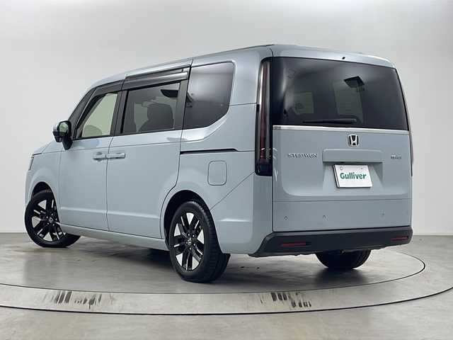 ホンダ ステップワゴン eHEV エアー 埼玉県 2022(令4)年 4.8万km フィヨルドミストパール 純正ナビ(CD/DVD/BT/USB/SD)/フルセグTV/バックカメラ/ビルトインETC/両側パワースライドドア/衝突軽減ブレーキ/レーダークルーズコントロール/レーンキープアシスト/横滑り防止装置/前後コーナーセンサー/前方ドライブレコーダー/盗難防止装置/ブレーキホールド/ロールサンシェード/LEDヘッドライト/オートライト/フォグランプ/プッシュスタート/ヘッドライトレベライザー/電動格納ミラー/純正ドアバイザー/純正フロアマット/純正１６インチアルミホイール