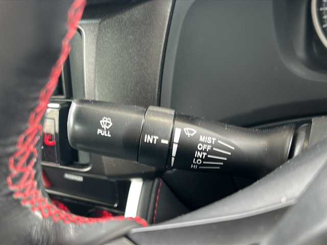 スバル ＢＲＺ STIスポーツ 東京都 2019(令1)年 1.5万km クリスタルホワイトP ワンオーナー/社外オーディオ/【CD・ラジオ】/STIスポーツパッケージ/TRDリアトランクスポイラー/TRDフェンダーエクステンション/BLITZ　ラジエーター/BLITZ　レーシングメーターパネル/【油圧・油温・水温三連メーター】/BLITZ　サクションキット/KENWOOD　カスタムフィットスピーカー/KENWOOD　チューンアップサブウーファー/HKS　メタルキャタライザー/ETC/前後ドライブレコーダー/クルーズコントロール/横滑り防止機能/前席シートヒーター/電動格納ミラー/オートライト/プッシュスタート/スマートキー/スペアキーあり/新車保証書/取扱説明書