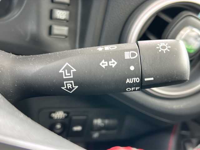 スバル ＢＲＺ STIスポーツ 東京都 2019(令1)年 1.5万km クリスタルホワイトP ワンオーナー/社外オーディオ/【CD・ラジオ】/STIスポーツパッケージ/TRDリアトランクスポイラー/TRDフェンダーエクステンション/BLITZ　ラジエーター/BLITZ　レーシングメーターパネル/【油圧・油温・水温三連メーター】/BLITZ　サクションキット/KENWOOD　カスタムフィットスピーカー/KENWOOD　チューンアップサブウーファー/HKS　メタルキャタライザー/ETC/前後ドライブレコーダー/クルーズコントロール/横滑り防止機能/前席シートヒーター/電動格納ミラー/オートライト/プッシュスタート/スマートキー/スペアキーあり/新車保証書/取扱説明書