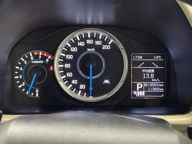 スズキ クロスビー HYBRID MV 千葉県 2023(令5)年 1.2万km キャラバンアイボリーパールメタリック/ホワイト 2トーンルーフ 衝突軽減ブレーキ/レーンキープアシスト/レーダークルーズコントロール/オートマチックハイビーム/純正メモリナビ/（フルセグ/Bluetooth/VD/DVD/FM/AM）/全方位カメラ/ETC/ドライブレコーダー（前後）/シートヒーター（運転席＋助手席）/パドルシフト/LEDヘッドライト/電動格納ミラー/純正フロアマット/純正サイドバイザー/W＋サイド＋カーテンエアバッグ