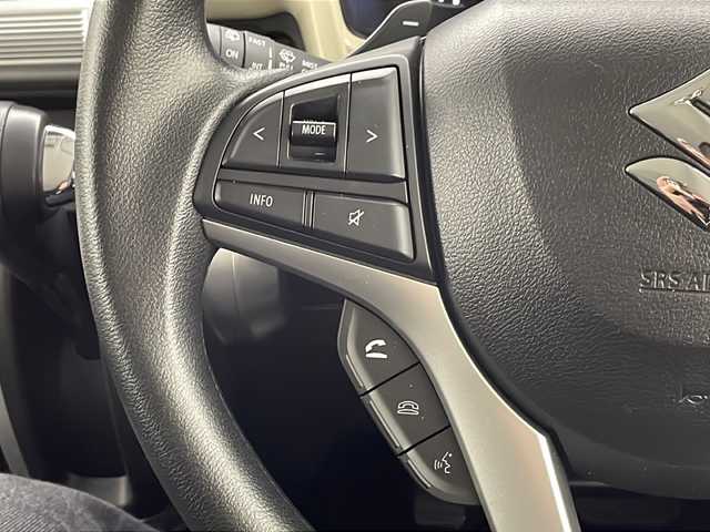 スズキ クロスビー HYBRID MV 千葉県 2023(令5)年 1.2万km キャラバンアイボリーパールメタリック/ホワイト 2トーンルーフ 衝突軽減ブレーキ/レーンキープアシスト/レーダークルーズコントロール/オートマチックハイビーム/純正メモリナビ/（フルセグ/Bluetooth/VD/DVD/FM/AM）/全方位カメラ/ETC/ドライブレコーダー（前後）/シートヒーター（運転席＋助手席）/パドルシフト/LEDヘッドライト/電動格納ミラー/純正フロアマット/純正サイドバイザー/W＋サイド＋カーテンエアバッグ