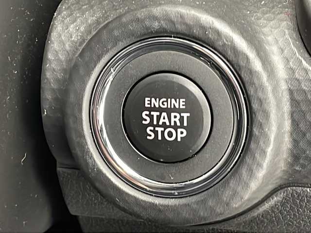 スズキ クロスビー HYBRID MV 千葉県 2023(令5)年 1.2万km キャラバンアイボリーパールメタリック/ホワイト 2トーンルーフ 衝突軽減ブレーキ/レーンキープアシスト/レーダークルーズコントロール/オートマチックハイビーム/純正メモリナビ/（フルセグ/Bluetooth/VD/DVD/FM/AM）/全方位カメラ/ETC/ドライブレコーダー（前後）/シートヒーター（運転席＋助手席）/パドルシフト/LEDヘッドライト/電動格納ミラー/純正フロアマット/純正サイドバイザー/W＋サイド＋カーテンエアバッグ