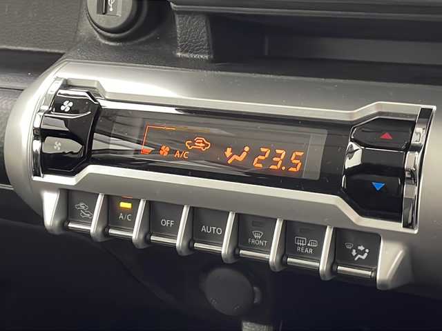 スズキ クロスビー HYBRID MV 千葉県 2023(令5)年 1.2万km キャラバンアイボリーパールメタリック/ホワイト 2トーンルーフ 衝突軽減ブレーキ/レーンキープアシスト/レーダークルーズコントロール/オートマチックハイビーム/純正メモリナビ/（フルセグ/Bluetooth/VD/DVD/FM/AM）/全方位カメラ/ETC/ドライブレコーダー（前後）/シートヒーター（運転席＋助手席）/パドルシフト/LEDヘッドライト/電動格納ミラー/純正フロアマット/純正サイドバイザー/W＋サイド＋カーテンエアバッグ