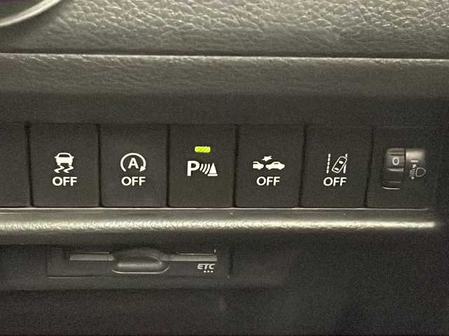 スズキ クロスビー HYBRID MV 千葉県 2023(令5)年 1.2万km キャラバンアイボリーパールメタリック/ホワイト 2トーンルーフ 衝突軽減ブレーキ/レーンキープアシスト/レーダークルーズコントロール/オートマチックハイビーム/純正メモリナビ/（フルセグ/Bluetooth/VD/DVD/FM/AM）/全方位カメラ/ETC/ドライブレコーダー（前後）/シートヒーター（運転席＋助手席）/パドルシフト/LEDヘッドライト/電動格納ミラー/純正フロアマット/純正サイドバイザー/W＋サイド＋カーテンエアバッグ