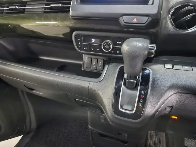 ホンダ Ｎ ＢＯＸ カスタム G L ホンダセンシング 鹿児島県 2020(令2)年 6.3万km クリスタルブラックパール 〇社外ナビ/〇フルセグTV/〇パワースライドドア(助手席側)/〇バックカメラ/〇ETC/〇ドライブレコーダー/〇アダプティブクルーズコントロール/〇ホンダセンシング/〇SRSエアバッグ/〇LEDヘッドランプ/〇LEDフロントフォグランプ/〇ステアリングスイッチ/〇ベンチシート/シートヒーター/〇チップアップ機能/〇純正14インチアルミホイール/〇スマートキーシステム/プッシュエンジンスタート/〇禁煙車