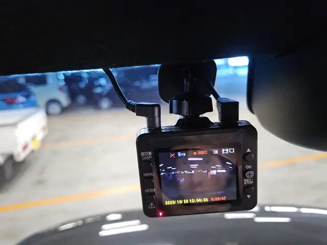 ホンダ Ｎ ＢＯＸ カスタム G L ホンダセンシング 鹿児島県 2020(令2)年 6.3万km クリスタルブラックパール 〇社外ナビ/〇フルセグTV/〇パワースライドドア(助手席側)/〇バックカメラ/〇ETC/〇ドライブレコーダー/〇アダプティブクルーズコントロール/〇ホンダセンシング/〇SRSエアバッグ/〇LEDヘッドランプ/〇LEDフロントフォグランプ/〇ステアリングスイッチ/〇ベンチシート/シートヒーター/〇チップアップ機能/〇純正14インチアルミホイール/〇スマートキーシステム/プッシュエンジンスタート/〇禁煙車