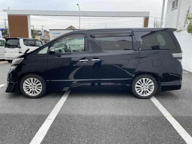 トヨタ ヴェルファイア 2．4Z 千葉県 2013(平25)年 11.9万km ブラック (株)IDOMが運営する【じしゃロン八千代店】の自社ローン対象車両になります。こちらは現金またはオートローンご利用時の価格です。自社ローンご希望の方は別途その旨お申付け下さい/社外ナビ/モデリスタエアロ/両側パワースライドドア/イージークローズバックドア/ヘッドレスト社外ディスプレイ