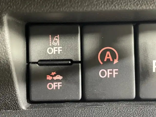 スズキ ジムニー ノマド FC 神奈川県 2025(令7)年 0.1千km 黒 登録済未使用車/４WD/アイドリングストップ/スマートキー/クルーズコントロール/運転席＋助手席シートヒーター/純正15インチアルミホイール/横滑り防止装置/レーンキープアシスト/盗難防止装置/オートライト/衝突被害軽減システム