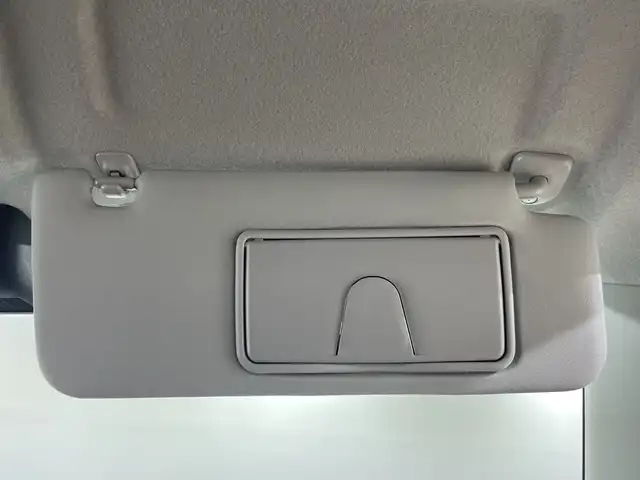 スズキ ジムニー ノマド FC 神奈川県 2025(令7)年 0.1千km 黒 登録済未使用車/４WD/アイドリングストップ/スマートキー/クルーズコントロール/運転席＋助手席シートヒーター/純正15インチアルミホイール/横滑り防止装置/レーンキープアシスト/盗難防止装置/オートライト/衝突被害軽減システム