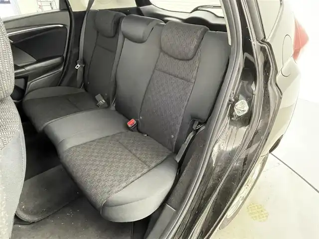 ホンダ フィット 13G Fパッケージ 福井県 2014(平26)年 10.7万km クリスタルブラックパール KENWOODナビ/CD/DVD/TV/横滑り防止/プッシュスタート/スマートキー/ドアバイザー