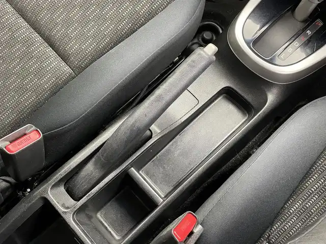 ホンダ フィット 13G Fパッケージ 福井県 2014(平26)年 10.7万km クリスタルブラックパール KENWOODナビ/CD/DVD/TV/横滑り防止/プッシュスタート/スマートキー/ドアバイザー