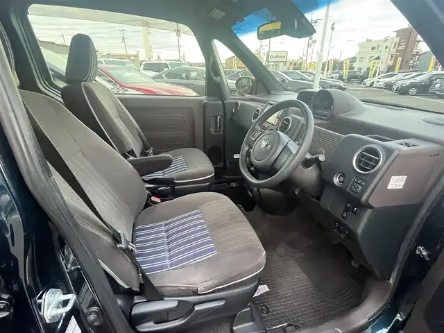 トヨタ スペイド F クイーンⅡ 愛媛県 2017(平29)年 6.7万km ブラッキッシュアゲハガラスフレーク ディーラーOP純正ナビ/BT/AM・FM/CD/DVD/フルセグTV/ETC/バックカメラ/衝突軽減システム/横滑り防止装置/レーンキープアシスト/オートライト/オートマチックハイビーム/ステアリングスイッチ/片側パワースライドドア/社外アルミホイール/純正フロアマット