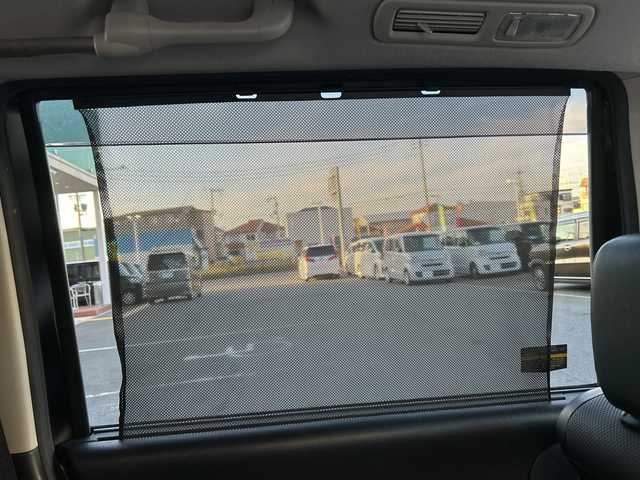 日産 セレナ 20X Sハイブリッド 大阪府 2014(平26)年 7.7万km ダイヤモンドブラック ALPINE8型ナビ/ALPINEフリップダウンモニター/エマージェンシーブレーキ/車線逸脱警報/クルーズコントロール/両側パワースライドドア/前後ドライブレコーダー/ビルトインETC/スマートキー×2