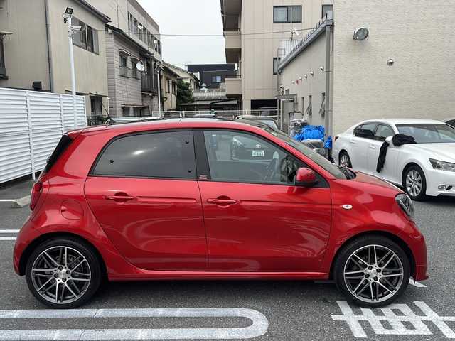 スマート ＭＣＣ スマート フォーフォー BRABUS エクスクルーシブ 広島県 2017(平29)年 2.1万km 赤 /登録時走行距離/　　　　　　　20764キロ/アイドリングストップ/サンルーフ/社外ナビ/バックカメラ/地デジ/黒革シート/シートヒーター/エアロ/クルーズコントロール/スペアキー×１/ETC/新車時整備手帳/　　【保証書】/取扱説明書/