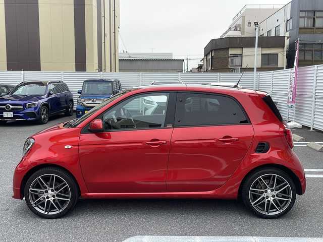 スマート ＭＣＣ スマート フォーフォー BRABUS エクスクルーシブ 広島県 2017(平29)年 2.1万km 赤 /登録時走行距離/　　　　　　　20764キロ/アイドリングストップ/サンルーフ/社外ナビ/バックカメラ/地デジ/黒革シート/シートヒーター/エアロ/クルーズコントロール/スペアキー×１/ETC/新車時整備手帳/　　【保証書】/取扱説明書/