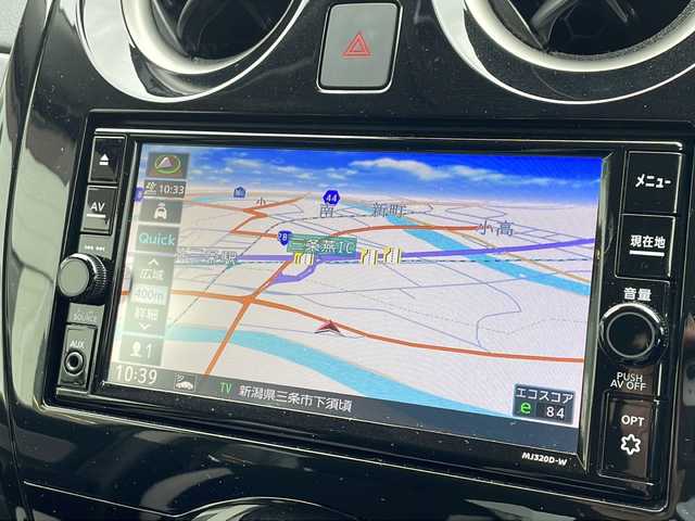 日産 ノート X Vセレクション 新潟県 2020(令2)年 5.7万km スーパーブラック フルセグテレビ/カメラ（バック・フロント・リア）/純正ナビ（Bluetooth/DTV/FM/AM）/前後コーナーセンサー/LEDライト/ドアバイザー/プッシュスタート/スペアキー/冬タイヤ積載/シガーソケット/ETC/衝突軽減ブレーキ/純正アルミホイール