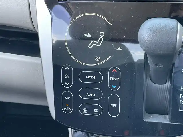 三菱 ｅＫワゴン M 道央・札幌 2017(平29)年 4.8万km レッドメタリック ４WD/社外オーディオ/AM/FM/CD/USB/AUX/横滑り防止装置/アイドリングストップ/D席シートヒーター/リモコンキー/ハロゲンヘッドライト/ヘッドライトレベライザー/電動格納ミラー/フロアマット/ドアバイザー/スペアキー