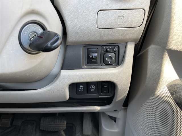三菱 ｅＫワゴン M 道央・札幌 2017(平29)年 4.8万km レッドメタリック ４WD/社外オーディオ/AM/FM/CD/USB/AUX/横滑り防止装置/アイドリングストップ/D席シートヒーター/リモコンキー/ハロゲンヘッドライト/ヘッドライトレベライザー/電動格納ミラー/フロアマット/ドアバイザー/スペアキー