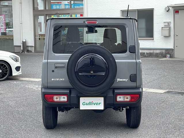 スズキ ジムニー XL 愛知県 2023(令5)年 3.2万km ミディアムグレー /禁煙//ワンオーナー//5MT//R5-6年ディーラー記録簿//デュアルセンサーブレーキサポート//車線逸脱警報機能//ヒルディセントコントロール//アイドリングストップ//横滑り防止装置//前席シートヒーター//オートライト//フォグランプ//レベライザー//電動格納ミラー//トランスファーレバー//プッシュスタート//スマートキー//スペアキー//ラバーマット//純正ドアバイザー//背面タイヤ//ISOFIX//保証書//取扱説明書