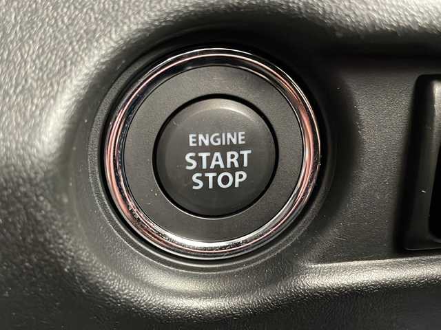 スズキ ジムニー XL 愛知県 2023(令5)年 3.2万km ミディアムグレー /禁煙//ワンオーナー//5MT//R5-6年ディーラー記録簿//デュアルセンサーブレーキサポート//車線逸脱警報機能//ヒルディセントコントロール//アイドリングストップ//横滑り防止装置//前席シートヒーター//オートライト//フォグランプ//レベライザー//電動格納ミラー//トランスファーレバー//プッシュスタート//スマートキー//スペアキー//ラバーマット//純正ドアバイザー//背面タイヤ//ISOFIX//保証書//取扱説明書
