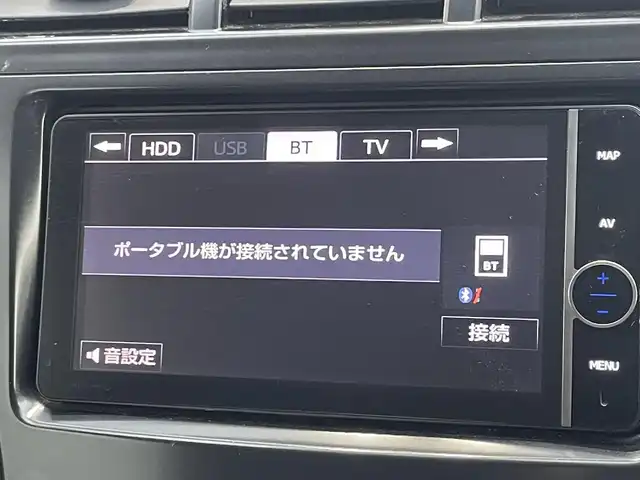 トヨタ プリウス α S ツーリングセレクション 埼玉県 2012(平24)年 14.3万km ホワイトパールクリスタルシャイン (株)IDOMが運営する【じしゃロン鳩ヶ谷店】の自社ローン専用車両になりますこちらは現金またはオートローンご利用時の価格です。自社ローンご希望の方は別途その旨お申付け下さい/純正SDナビ/（CD/DVD/Bluetooth接続）/フルセグＴＶ/バックカメラ/ビルドインETC/SRSエアバッグシステム/サイド&カーテンエアバッグ/純正フロアマット/ステアリングスイッチ/純正ドアバイザー/スマートキー/プッシュスタート/純正アルミホイール/オートライト/オートエアコン/革巻ステアリング/LEDヘッドライト