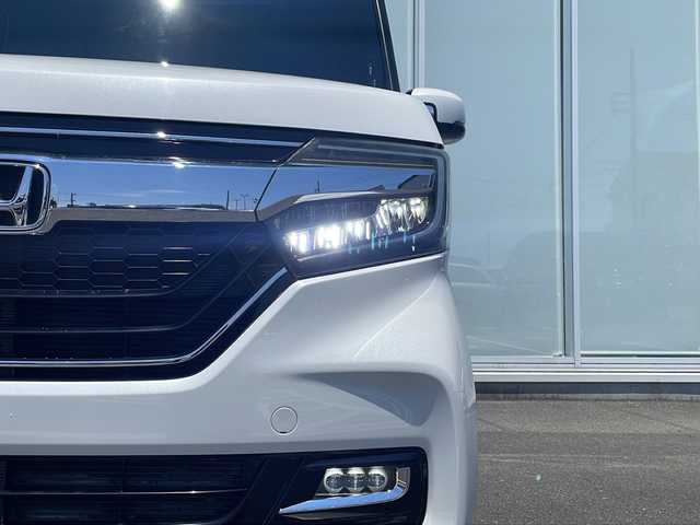 ホンダ Ｎ ＢＯＸ カスタム G L ホンダセンシング 神奈川県 2019(令1)年 5.6万km プラチナホワイトパール 純正SDナビ/CD/DVD/Bluetooth/AUX/USB/ワンセグ/Apple CarPlay/【VXU-195NBi】/両側パワースライドドア/レーンキープアシスト/衝突被害軽減システム/クルーズコントロール/前後ドライブレコーダー/バックカメラ/純正14インチAW/LEDヘッドライト/AUTOライト/コーナーセンサー/プッシュスタート/スマートキー/ビルトインETC