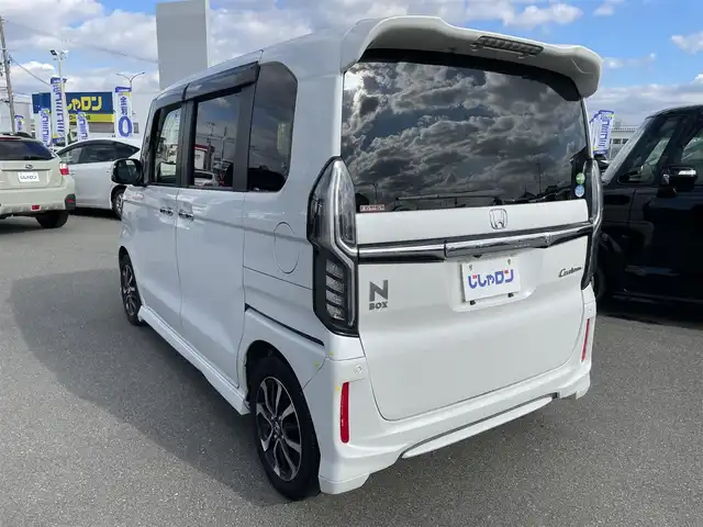 ホンダ Ｎ ＢＯＸ カスタム G L ホンダセンシング 大阪府 2019(令1)年 5.6万km プラチナホワイトパール (株)IDOMが運営する【じしゃロン堺店】の自社ローン対象車両になります。こちらは現金ご利用時の価格です。/自社ローンご希望の方は別途その旨お申付け下さい。