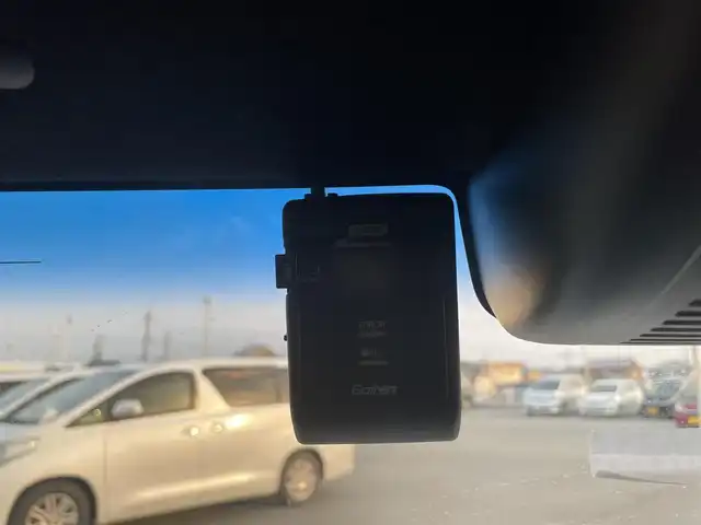 ホンダ Ｎ ＢＯＸ カスタム G L ホンダセンシング 大阪府 2019(令1)年 5.6万km プラチナホワイトパール (株)IDOMが運営する【じしゃロン堺店】の自社ローン対象車両になります。こちらは現金ご利用時の価格です。/自社ローンご希望の方は別途その旨お申付け下さい。