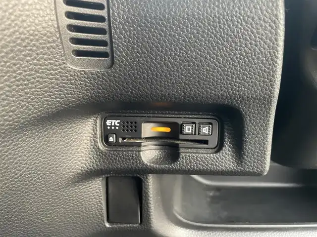 ホンダ Ｎ ＢＯＸ カスタム G L ホンダセンシング 大阪府 2019(令1)年 5.6万km プラチナホワイトパール (株)IDOMが運営する【じしゃロン堺店】の自社ローン対象車両になります。こちらは現金ご利用時の価格です。/自社ローンご希望の方は別途その旨お申付け下さい。