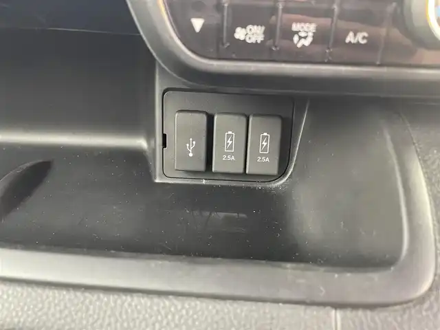 ホンダ Ｎ ＢＯＸ カスタム G L ホンダセンシング 大阪府 2019(令1)年 5.6万km プラチナホワイトパール (株)IDOMが運営する【じしゃロン堺店】の自社ローン対象車両になります。こちらは現金ご利用時の価格です。/自社ローンご希望の方は別途その旨お申付け下さい。