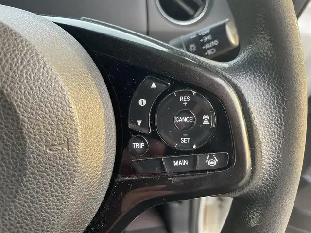 ホンダ Ｎ ＢＯＸ カスタム G L ホンダセンシング 大阪府 2019(令1)年 5.6万km プラチナホワイトパール (株)IDOMが運営する【じしゃロン堺店】の自社ローン対象車両になります。こちらは現金ご利用時の価格です。/自社ローンご希望の方は別途その旨お申付け下さい。