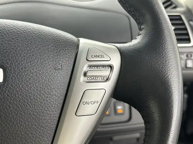 日産 セレナ ハイウェイスター S HV Vセレ 埼玉県 2015(平27)年 6.1万km ダイヤモンドブラック 純正9型ナビ 全方位 両側電動 衝突被害軽減 禁煙車　CD　DVD　BT　フルセグ　前後コーナーセンサー　レーンキープアシスト　クルーズコントロール　ETC　LEDヘッドライト　オートライト