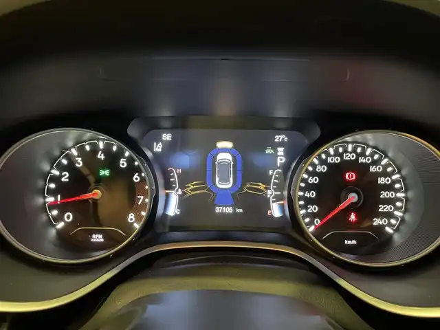 クライスラー・ジープ ジープ コンパス リミテッド ブラックルーフED 愛知県 2018(平30)年 3.8万km グレーⅡ リミテッドブラックルーフエディション/95台限定車/純正ナビ/バックカメラ/フルセグTV/黒ハーフレザー/シートヒーター/ACC/レーンキープ/beatsサウンド/パークアシスト/コーナーセンサー/純正18インチアルミ