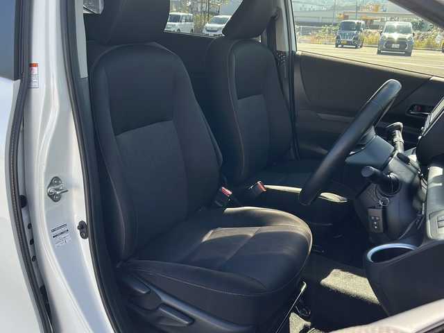 トヨタ シエンタ ファンベースG セーフティED 愛媛県 2020(令2)年 5.7万km ホワイトパールクリスタルシャイン 純正SDナビ/Bluetooth/CD/DVD/USB//ETC/全方位カメラ/バックカメラ/両側パワースライドドア/前席シートヒーター/ステアリングヒーター/純正ドライブレコーダー前のみ/純正フロアマット前のみ/社外15インチAW/コーナーセンサー/フォグランプ/オートLEDヘッドライト/レーンキープアシスト/スペアキー/保証書/取扱説明書