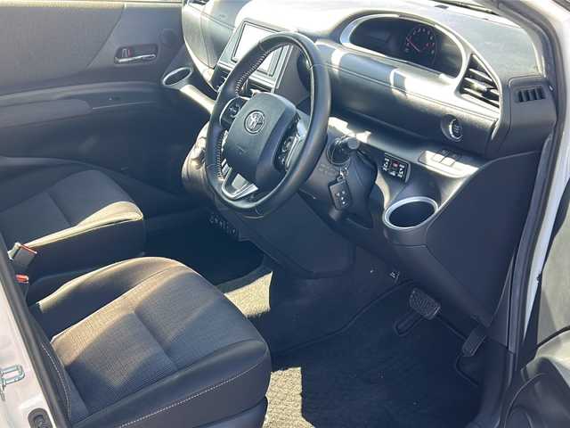 トヨタ シエンタ ファンベースG セーフティED 愛媛県 2020(令2)年 5.7万km ホワイトパールクリスタルシャイン 純正SDナビ/Bluetooth/CD/DVD/USB//ETC/全方位カメラ/バックカメラ/両側パワースライドドア/前席シートヒーター/ステアリングヒーター/純正ドライブレコーダー前のみ/純正フロアマット前のみ/社外15インチAW/コーナーセンサー/フォグランプ/オートLEDヘッドライト/レーンキープアシスト/スペアキー/保証書/取扱説明書