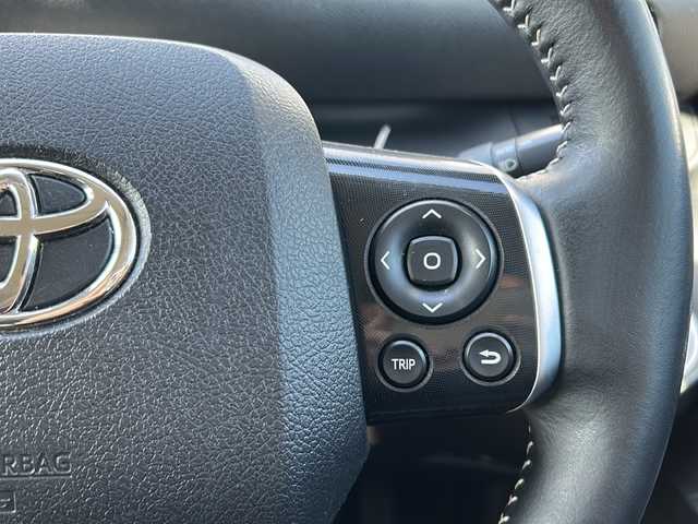 トヨタ シエンタ ファンベースG セーフティED 愛媛県 2020(令2)年 5.7万km ホワイトパールクリスタルシャイン 純正SDナビ/Bluetooth/CD/DVD/USB//ETC/全方位カメラ/バックカメラ/両側パワースライドドア/前席シートヒーター/ステアリングヒーター/純正ドライブレコーダー前のみ/純正フロアマット前のみ/社外15インチAW/コーナーセンサー/フォグランプ/オートLEDヘッドライト/レーンキープアシスト/スペアキー/保証書/取扱説明書