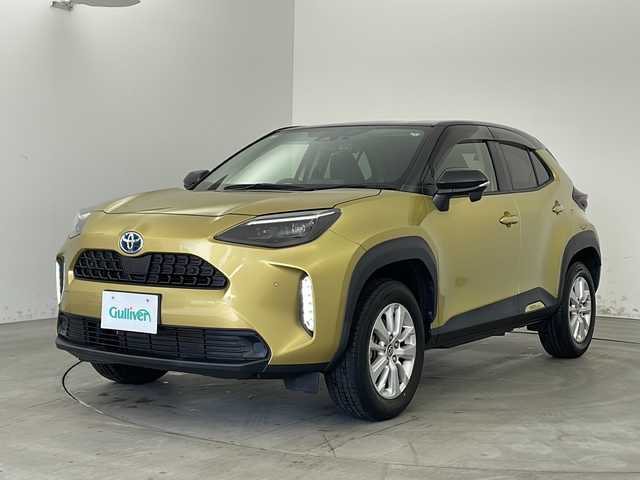トヨタ ヤリスクロス ハイブリッド G 兵庫県 2020(令2)年 3.9万km ブラックマイカ/ブラスゴールドメタリック 2トーン ・ワンオーナー車/・純正8インチディスプレイオーディオ/Bluetooth/USB/AM/FM/Miracast/・バックカメラ/・トヨタセーフティセンス/・プリクラッシュセーフティ/・レーントレーシングアシスト/・オートマチックハイビーム/・ロードサインアシスト/・先行車発進告知機能/・インテリジェントクリアランスソナー/・セカンダリーコリジョンブレーキ/・ブラインドスポットモニター/・車両接近通報装置/・ドライブスタートコントロール/・革巻きステアリング/・ステアリングスイッチ/・純正フロアマット/・電動パーキングブレーキ/・ホールドブレーキ/・ビルトインETC/・前後ドライブレコーダー/・LEDヘッドライト/・純正16インチアルミホイールタイヤ/・電動格納ミラー/・スマートキー/・スペアキー/・プッシュスタートボタン/・取扱説明書/・保証書
