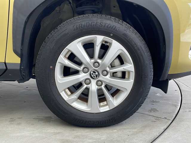 トヨタ ヤリスクロス ハイブリッド G 兵庫県 2020(令2)年 3.9万km ブラックマイカ/ブラスゴールドメタリック 2トーン ・ワンオーナー車/・純正8インチディスプレイオーディオ/Bluetooth/USB/AM/FM/Miracast/・バックカメラ/・トヨタセーフティセンス/・プリクラッシュセーフティ/・レーントレーシングアシスト/・オートマチックハイビーム/・ロードサインアシスト/・先行車発進告知機能/・インテリジェントクリアランスソナー/・セカンダリーコリジョンブレーキ/・ブラインドスポットモニター/・車両接近通報装置/・ドライブスタートコントロール/・革巻きステアリング/・ステアリングスイッチ/・純正フロアマット/・電動パーキングブレーキ/・ホールドブレーキ/・ビルトインETC/・前後ドライブレコーダー/・LEDヘッドライト/・純正16インチアルミホイールタイヤ/・電動格納ミラー/・スマートキー/・スペアキー/・プッシュスタートボタン/・取扱説明書/・保証書