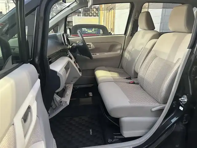 ダイハツ ムーヴ X 愛知県 2015(平27)年 6.2万km ブラックマイカメタリック 社外7型メモリナビ【Bluetooth　CD DVD SD USB フルセグ　品番 :MDV-D502BT】/バックカメラ/ドライブレコーダー/横滑り防止装置/オートライト/ヘッドライトレベライザー/スペアタイヤ×4/アイドリングストップ/プッシュスタート/ドアバイザー/スマートキー【スペア1本】/純正フロアマット/禁煙車