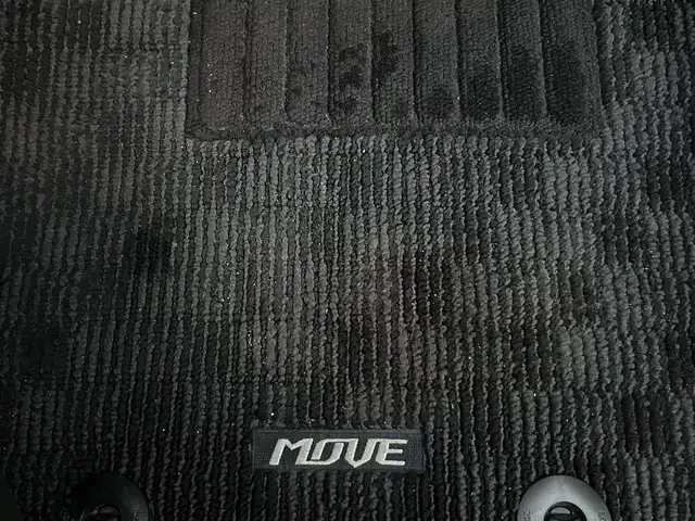 ダイハツ ムーヴ X 愛知県 2015(平27)年 6.2万km ブラックマイカメタリック 社外7型メモリナビ【Bluetooth　CD DVD SD USB フルセグ　品番 :MDV-D502BT】/バックカメラ/ドライブレコーダー/横滑り防止装置/オートライト/ヘッドライトレベライザー/スペアタイヤ×4/アイドリングストップ/プッシュスタート/ドアバイザー/スマートキー【スペア1本】/純正フロアマット/禁煙車