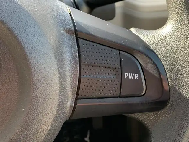 ダイハツ ムーヴ X 福井県 2015(平27)年 6.2万km ブラックマイカメタリック (株)IDOMが運営する【じしゃロン福井店】の自社ローン対象車両になります。こちらは現金ご利用時の価格です。自社ローンご希望の方は別途その旨お申付け下さい。/社外ナビ【Bluetooth　CD DVD フルセグ　品番 :MDV-D502BT】/バックカメラ/ドライブレコーダー/横滑り防止装置/オートライト/ヘッドライトレベライザー/アイドリングストップ/プッシュスタート/ドアバイザー/スマートキー【スペア1本】/純正フロアマット/禁煙車