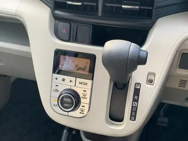 ダイハツ ムーヴ X 福井県 2015(平27)年 6.2万km ブラックマイカメタリック (株)IDOMが運営する【じしゃロン福井店】の自社ローン対象車両になります。こちらは現金ご利用時の価格です。自社ローンご希望の方は別途その旨お申付け下さい。/社外ナビ【Bluetooth　CD DVD フルセグ　品番 :MDV-D502BT】/バックカメラ/ドライブレコーダー/横滑り防止装置/オートライト/ヘッドライトレベライザー/アイドリングストップ/プッシュスタート/ドアバイザー/スマートキー【スペア1本】/純正フロアマット/禁煙車