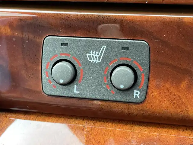 トヨタ セルシオ Cタイプ 群馬県 2003(平15)年 5.8万km ホワイトパールクリスタルシャイン 純正マルチ　サンルーフ　黒レザーシート　シートヒーター　ビルトインＥＴＣ　バックカメラ　クルーズコントロール　社外エアロ　社外マフラー　社外エアサスコントローラー　社外ＨＩＤヘッドライト 純正18インチアルミ