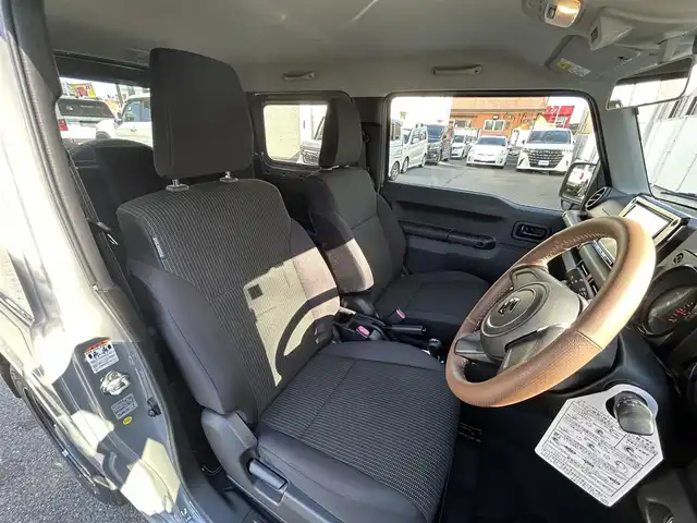 スズキ ジムニー XL 栃木県 2019(令1)年 0.5万km ミディアムグレー SUZUKI Safety Support/・デュアルセンサーブレーキサポート/・誤発信抑制機能/・後方誤発信抑制機能/・車線逸脱警告機能/・車線逸脱抑制機能/・ふらつき警報機能/・発進お知らせ機能/・ハイビームアシスト/8インチ純正ナビ【AVIC-RLS901】/・地デジ/・Bluetooth/・DVD/CD/SD/・USB/バックカメラ/ヒルディセントコントロール/シートヒーター